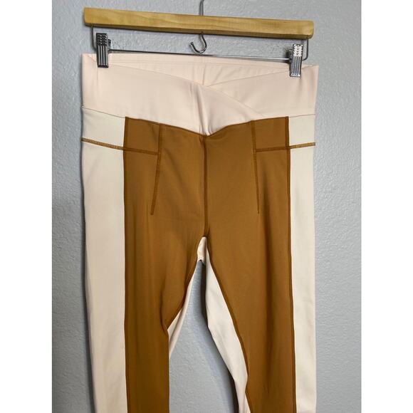 Free People Rebel Legging in Burnt Topaz & Mother Of Pearl - Picture 4 of 11